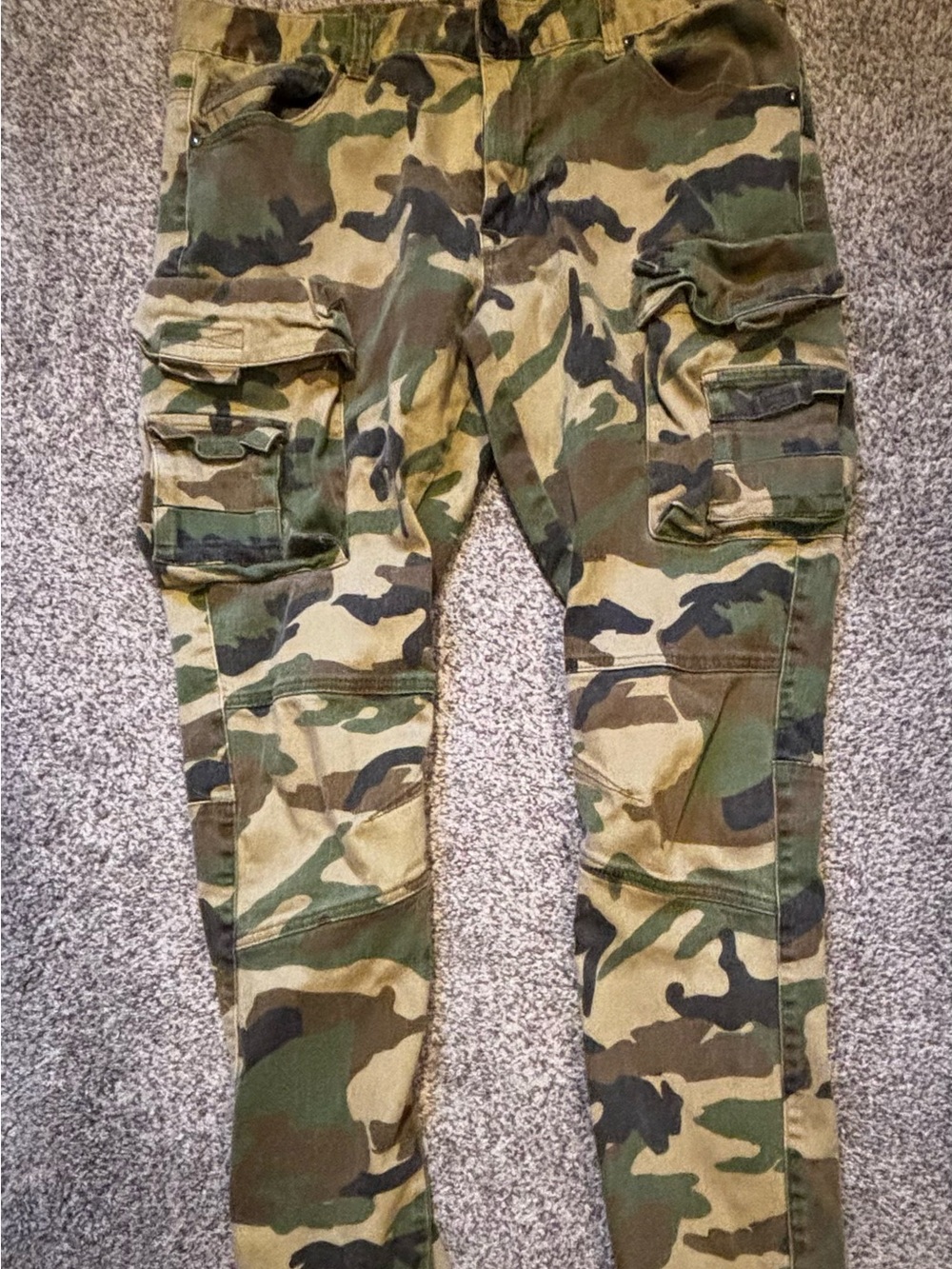 Skinny Camo Cargo Jeans - Green Camouflage